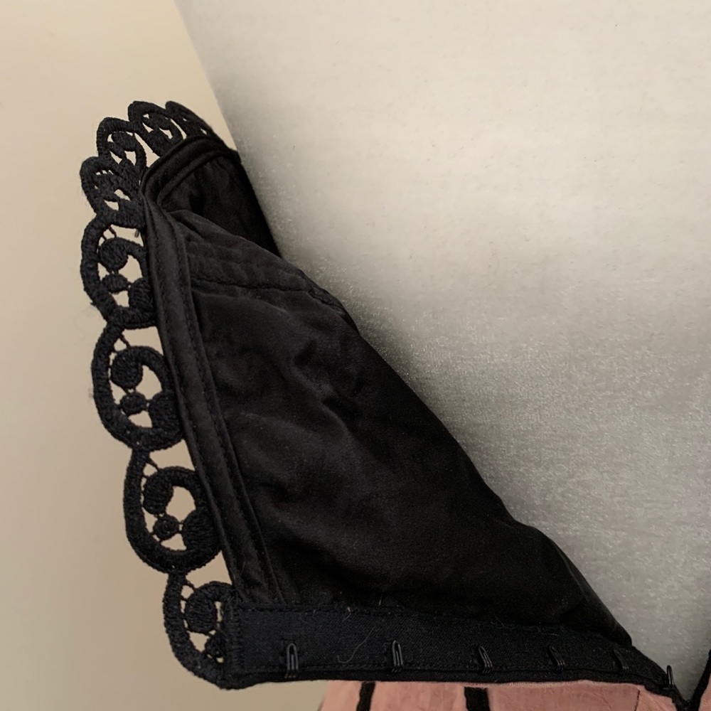 Vintage Corset - Picture 5 of 6
